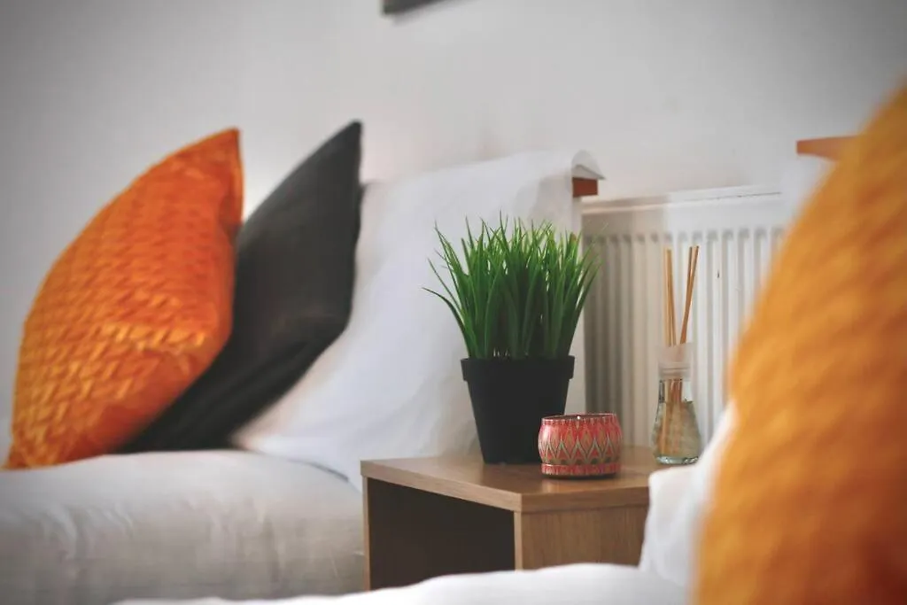 Modern Blackpool Home - Central Location With Parking Holiday home